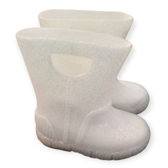 UGG Other - UGG Girls Glitter Boot Sz.6 EUC.